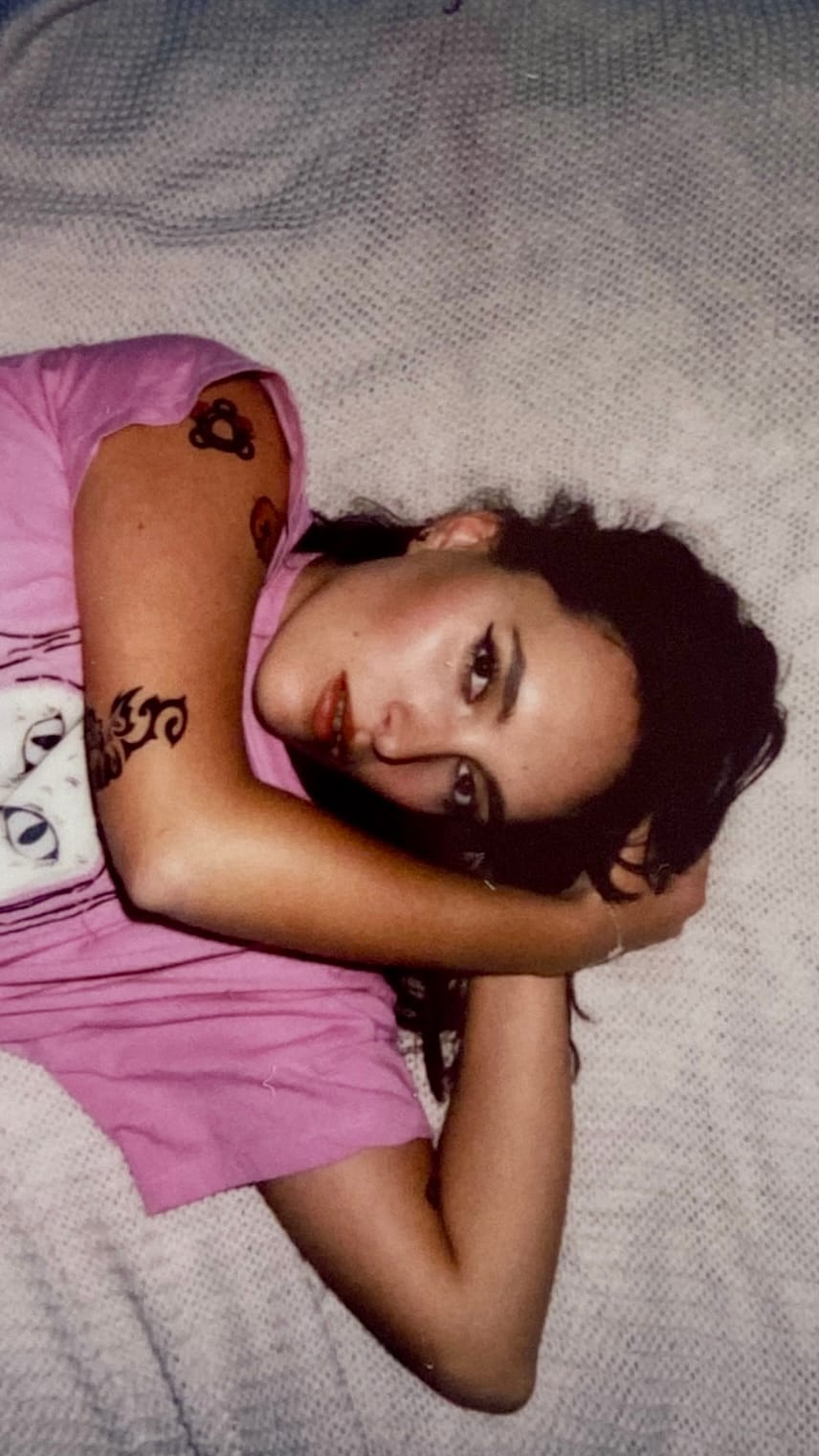 Crazy cat, fake tattoos and no drugs